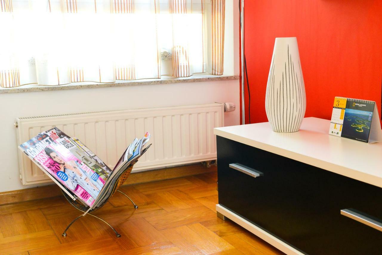 F&T Apartment-Place2Be Zagreb Exterior photo